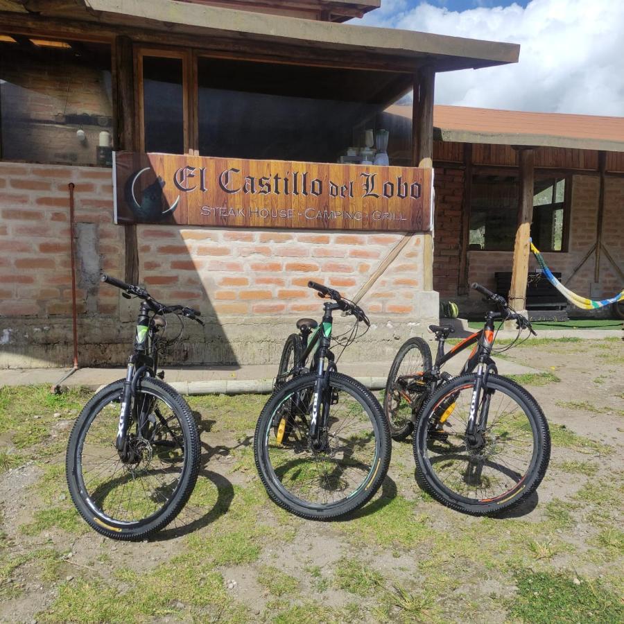 El Castillo Del Lobo Pululahua Acomodação com café da manhã Quito Exterior foto